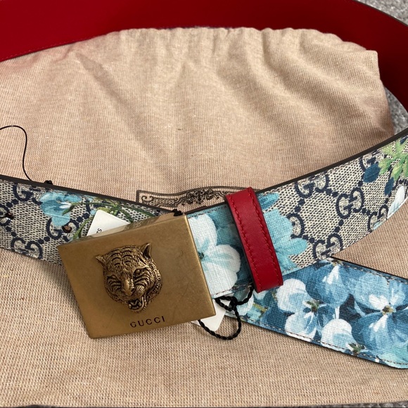 Gucci belt NWT tiger